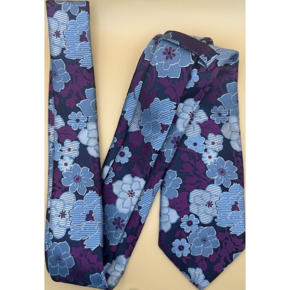 Blue Purple Floral Men's Silk Necktie